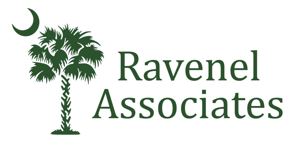 logo ravenel associates